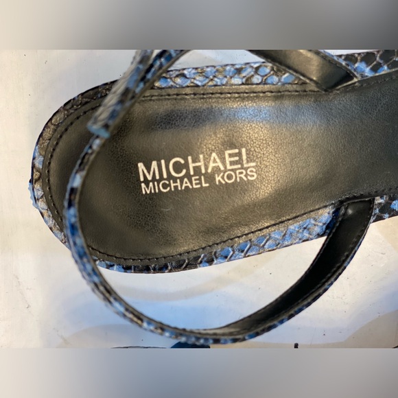 Michael KORS Luna Snake Embossed leather sling back kitten pump size 9.5M - Picture 5 of 11